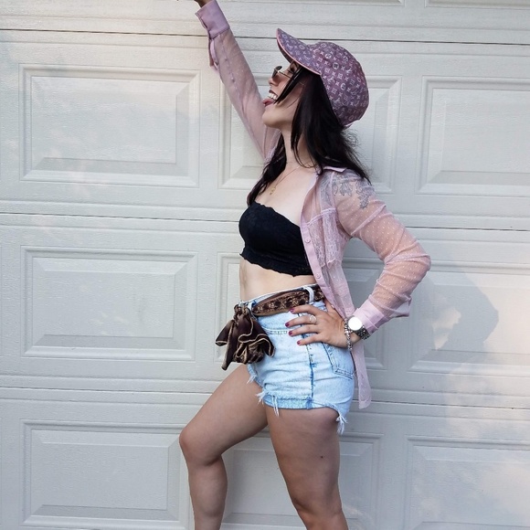 Meet your Posher, Jess! - Picture 8 of 11